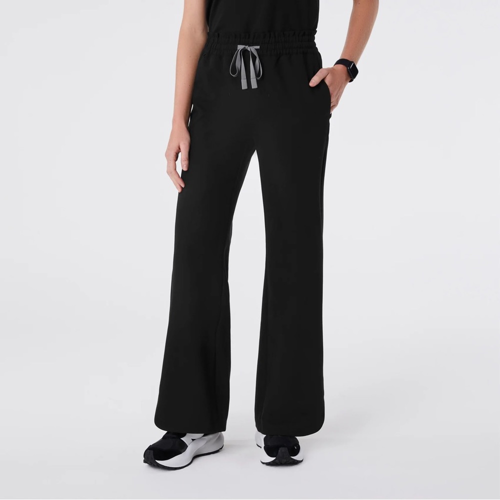 FIGS Black Marseille Wide Leg - Petite Scrub Pant XXS